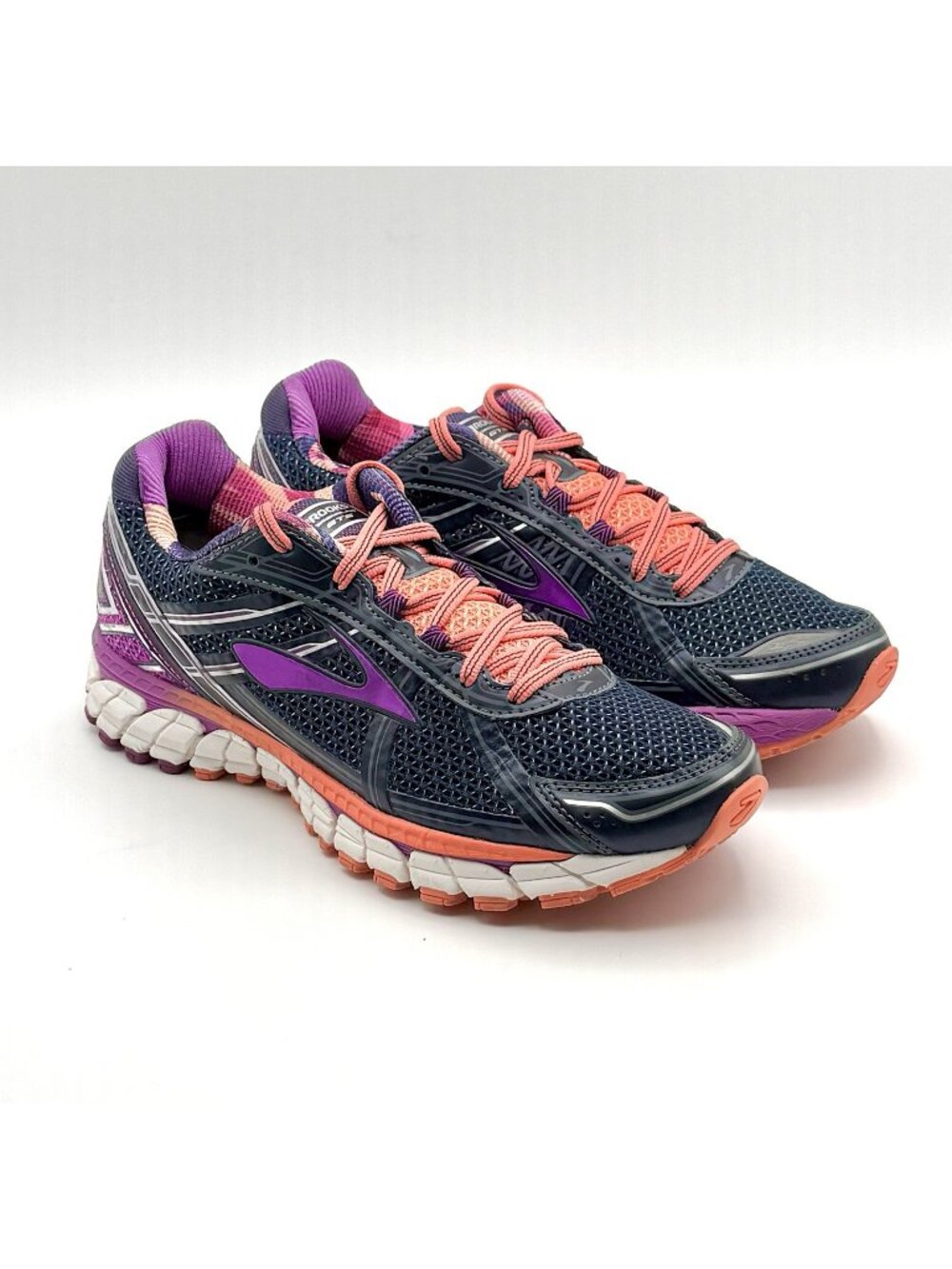 Brooks Adrenaline GTS 15 Womens Running Shoes Size 9.5 Pre Owned Good Condition